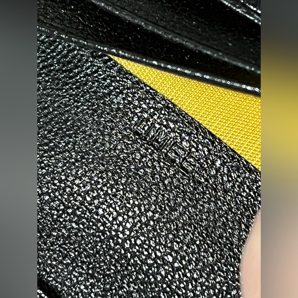 Bvlgari Leather Doppio Tondo Wallet - Picture 12 of 13